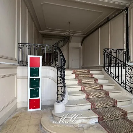 L'aristocrate Cachet Ancien Confort Moderne Daire